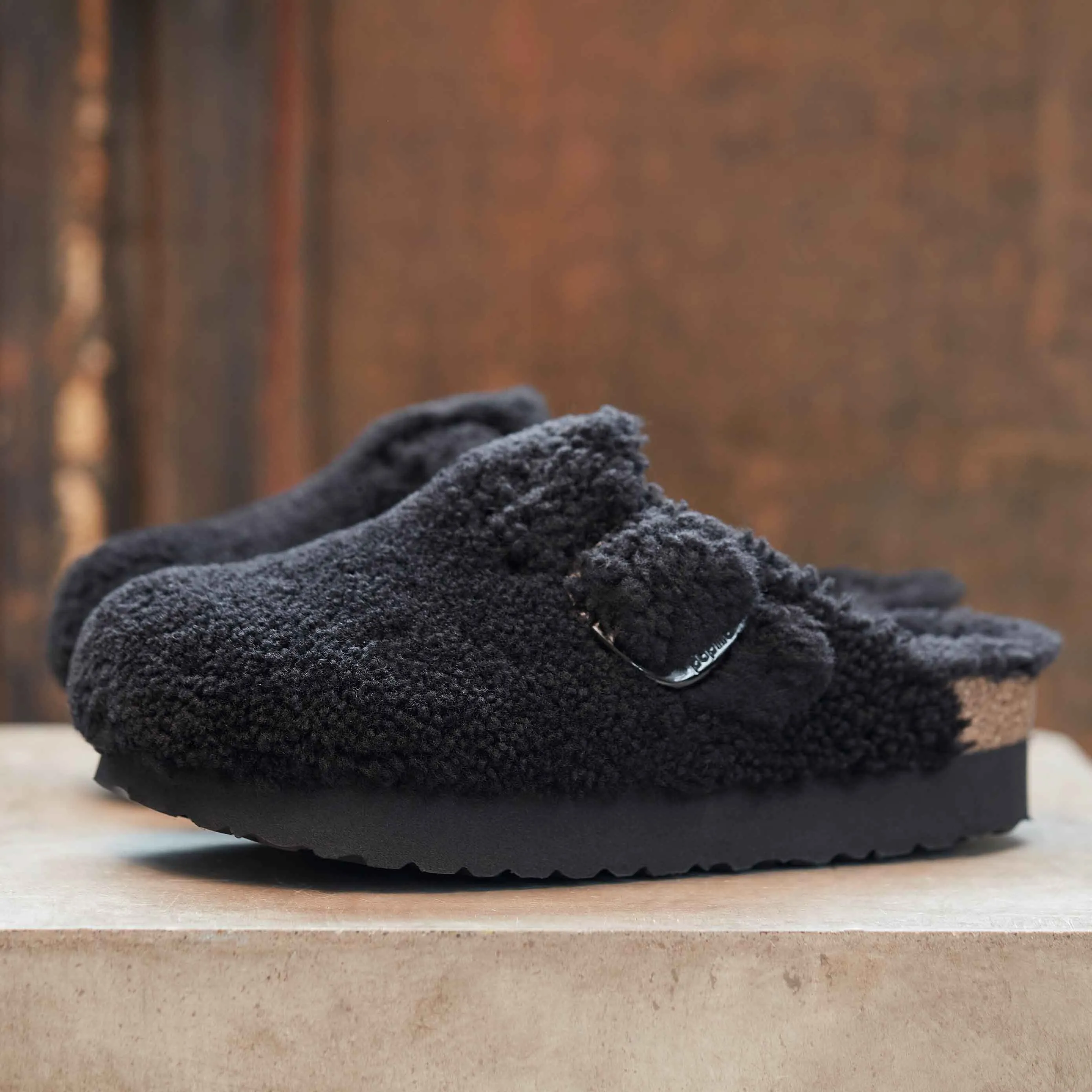 Birkenstock Boston Big Buckle Teddy Black     