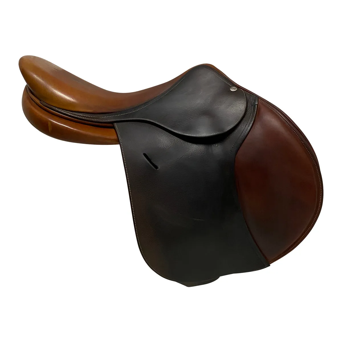 Butet 2011 Jumping Saddle in Gold - 17.5