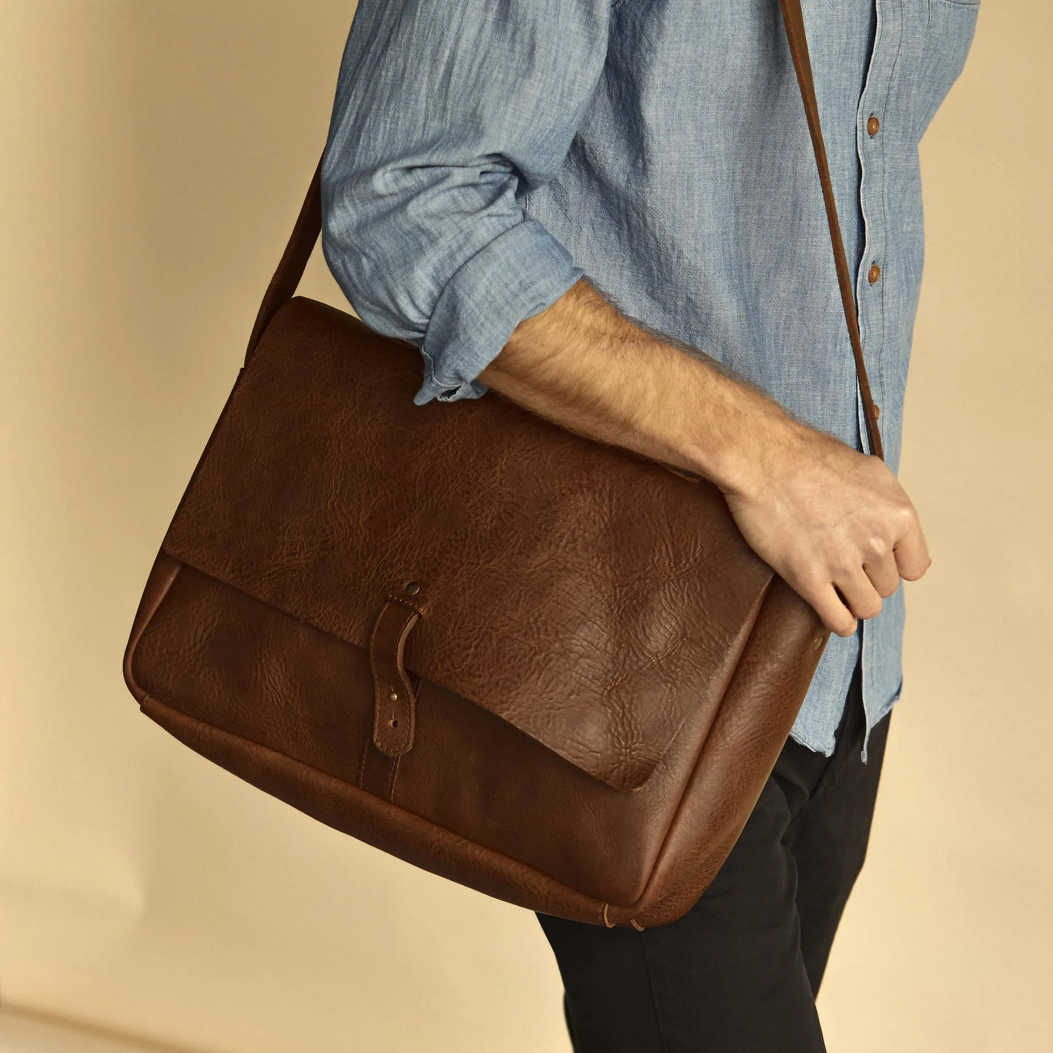 Loreto Messenger Bag Chestnut