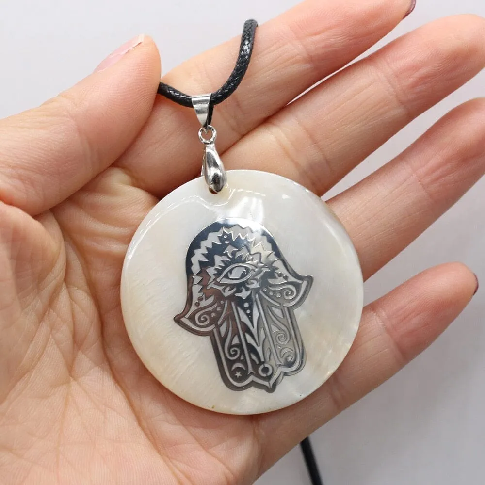 Natural Round Mother of Pearl Shell Pendant Tree of Life Necklace