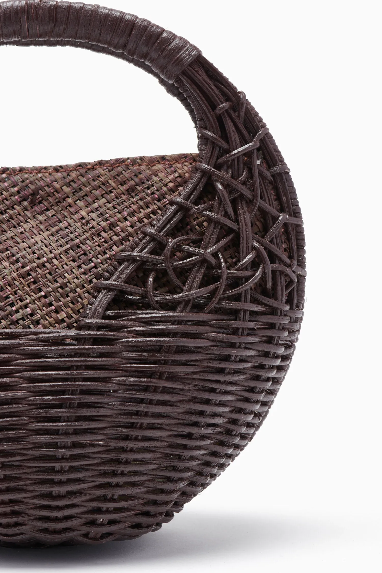 Sea Shell Wicker Bag - Chocolate